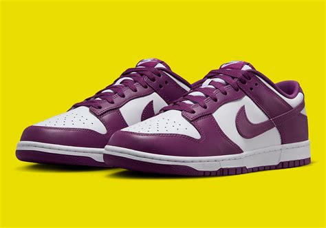 Nike Dunk Low white viotech